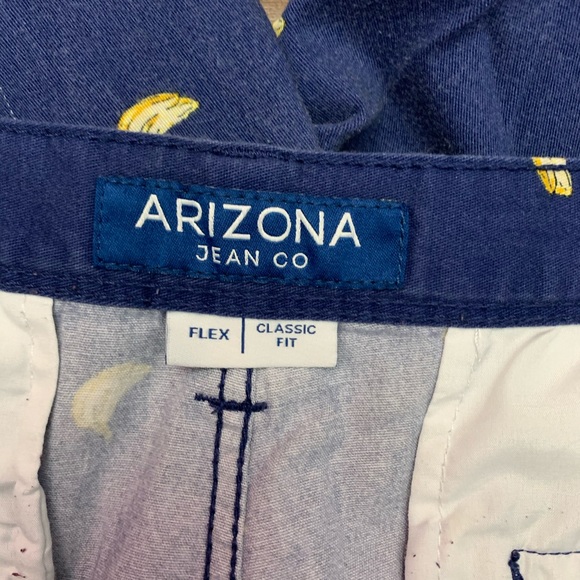 Arizona Jean Co Navy and Bananas Shorts - Picture 3 of 6